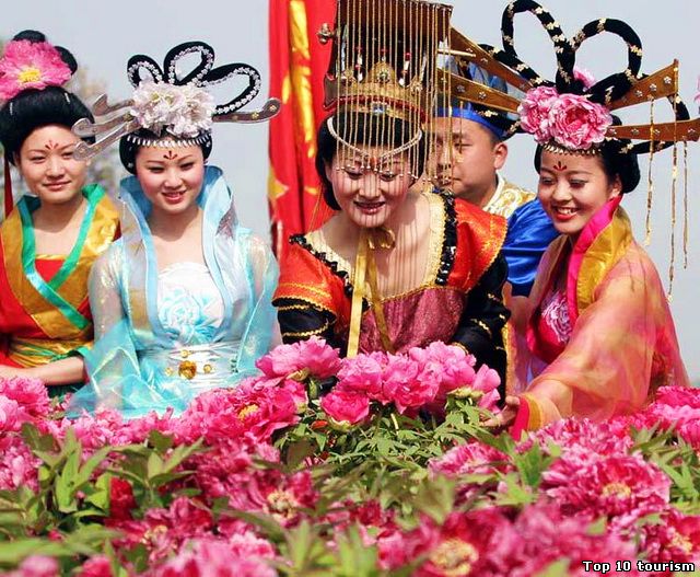 фестиваль пионов в Лояне, Китай